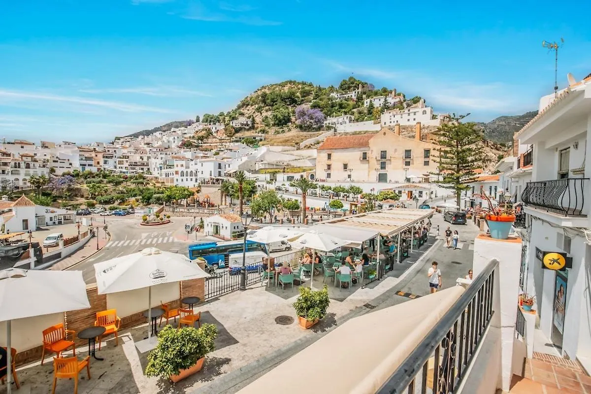 Andalucian House With Rooftop Terrace In The Heart Of フリヒリアナ