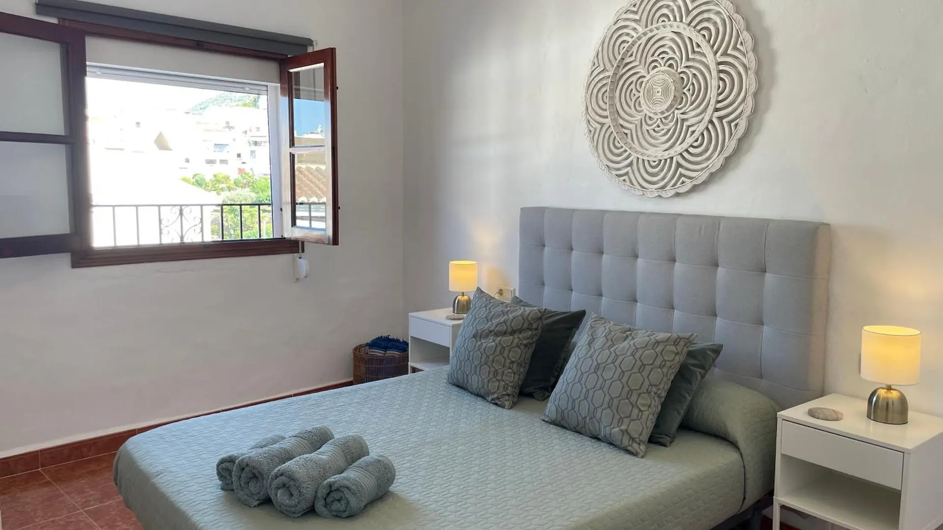 بيت للعطل Andalucian House With Rooftop Terrace In The Heart Of فريجيليانا إسبانيا