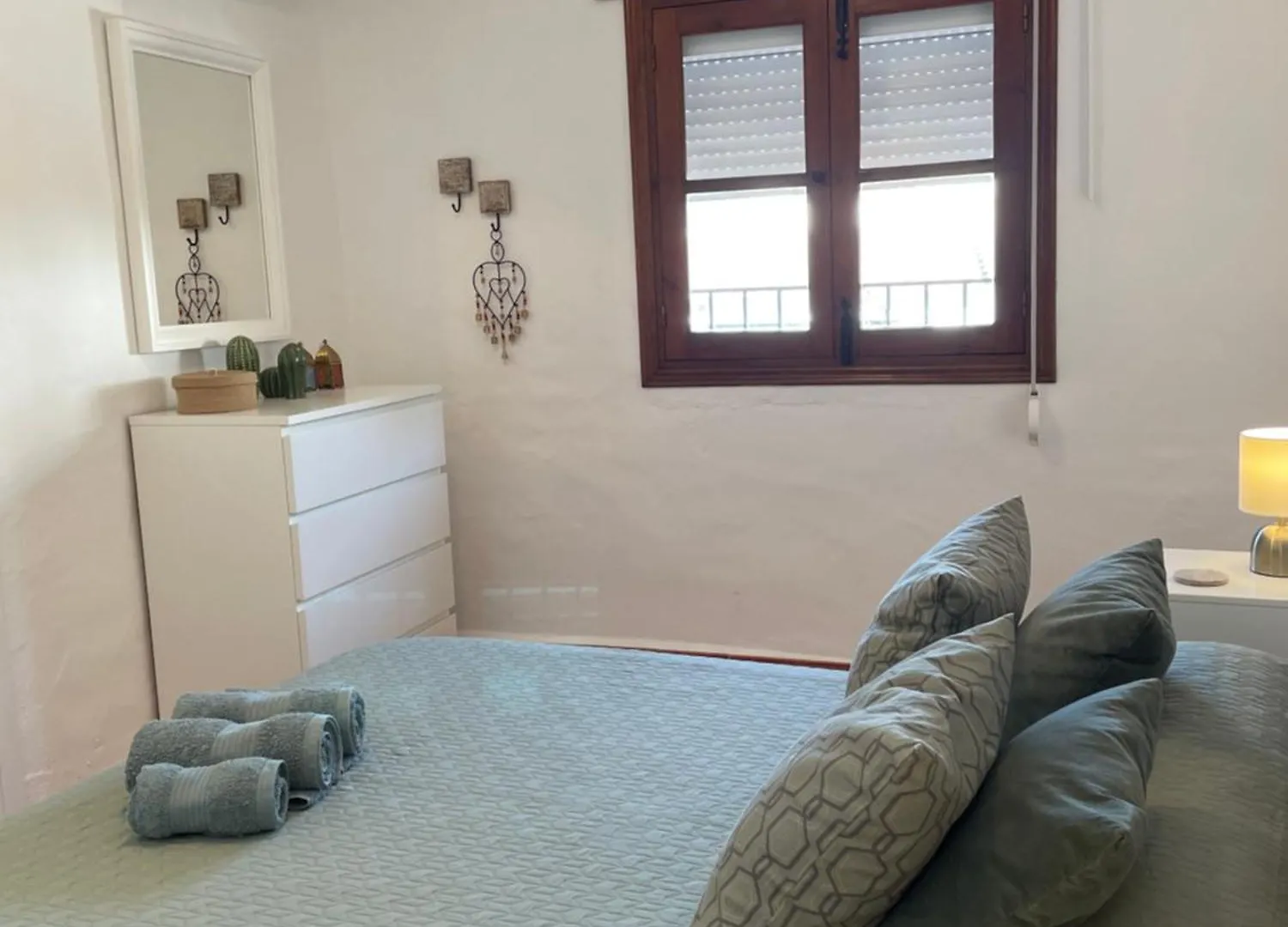 Andalucian House With Rooftop Terrace In The Heart Of フリヒリアナ 別荘