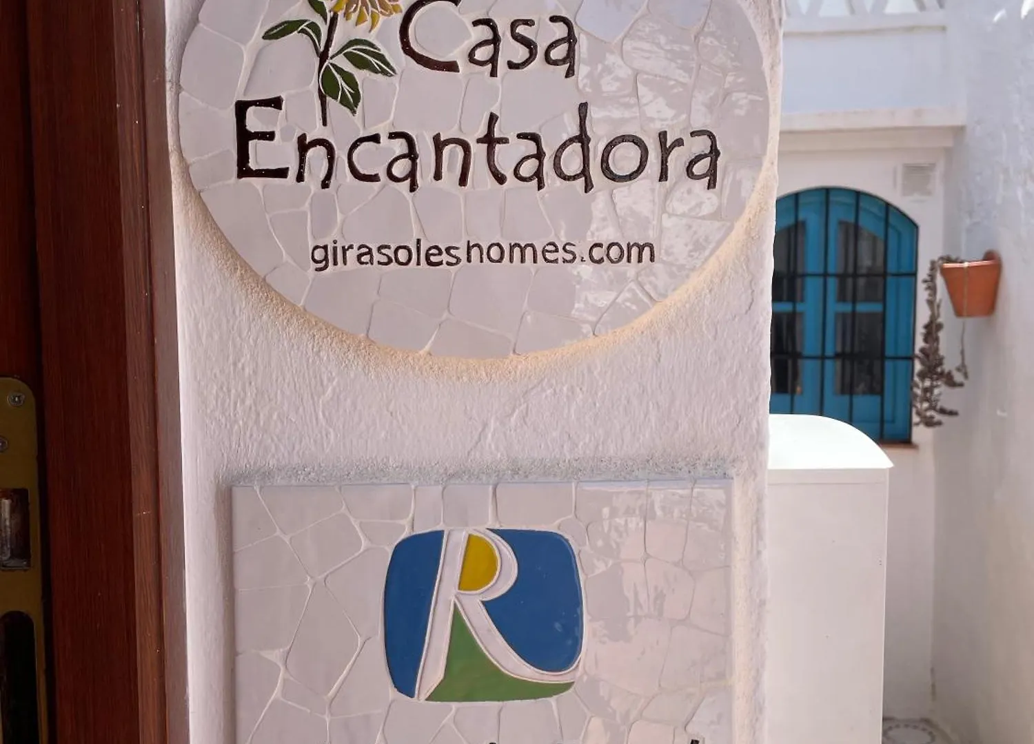 Andalucian House With Rooftop Terrace In The Heart Of フリヒリアナ スペイン